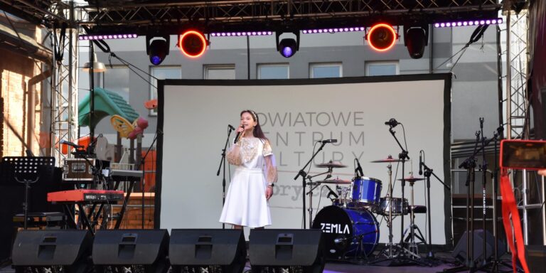 Zdjęcie z koncertu Otwarcia Sceny Letniej