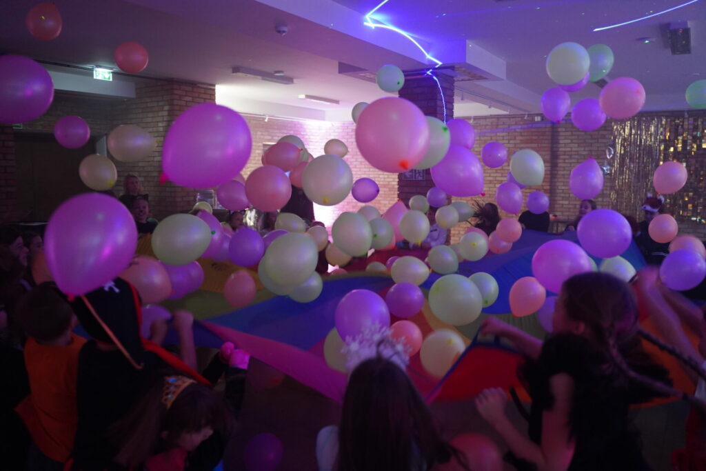 BAL PRZEBIERAŃCÓW W FABRYCZCE